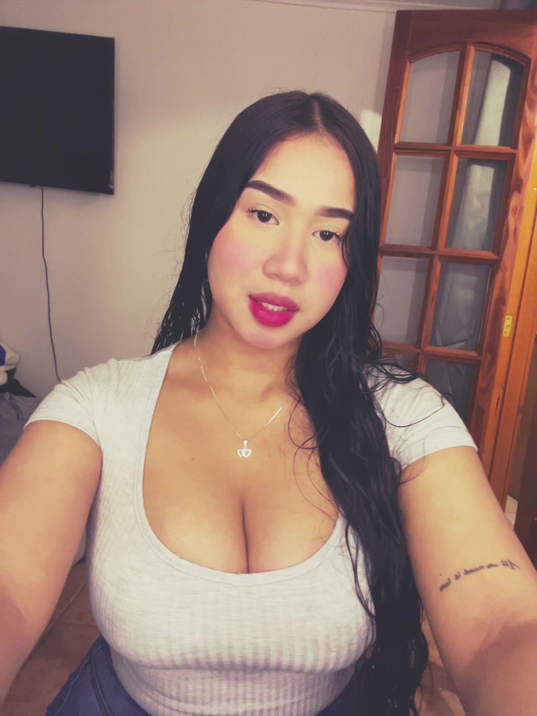 @María Mora