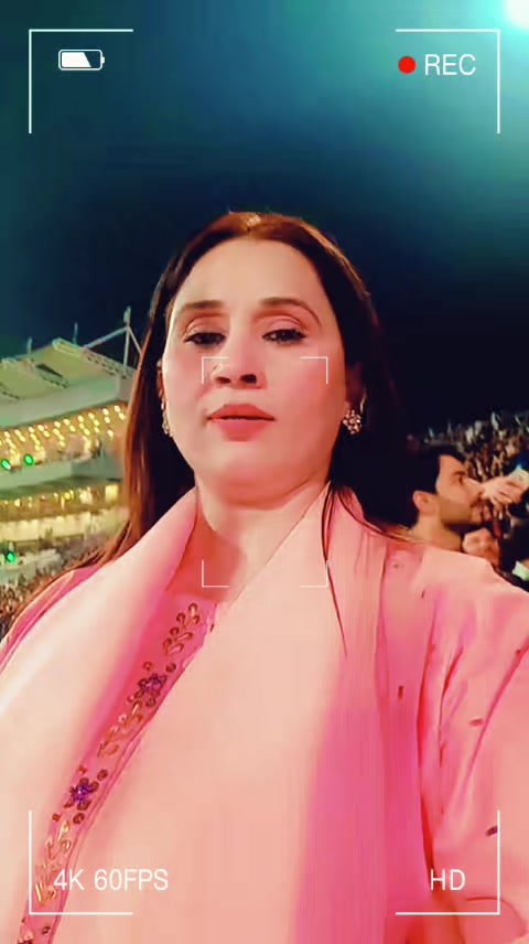 @Sara👑
