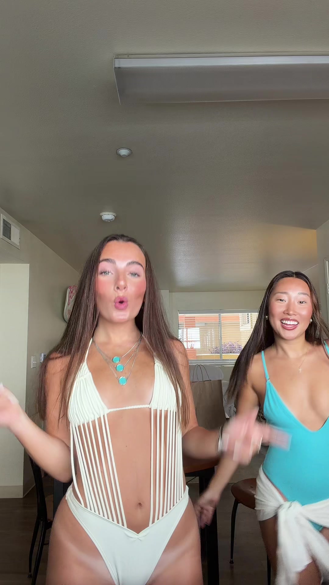 @ellaaaa