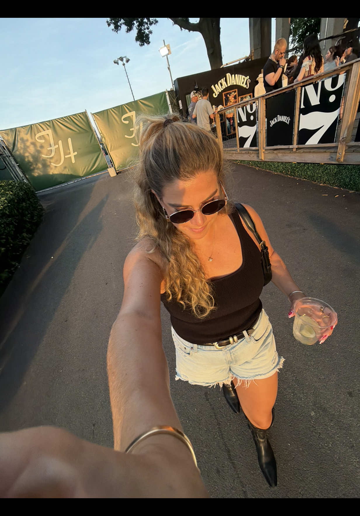 @callmecoll