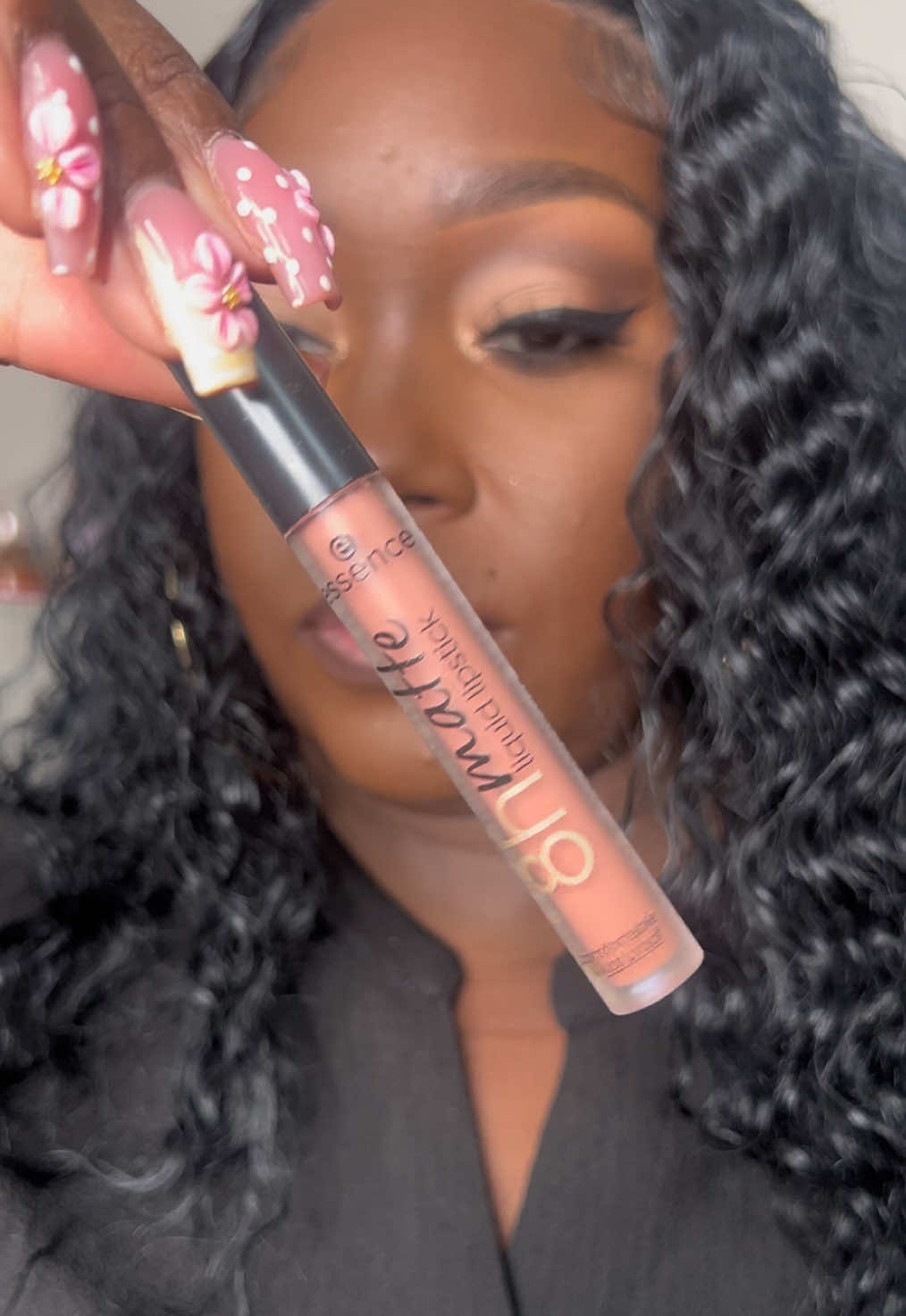 @Makeupbynesha