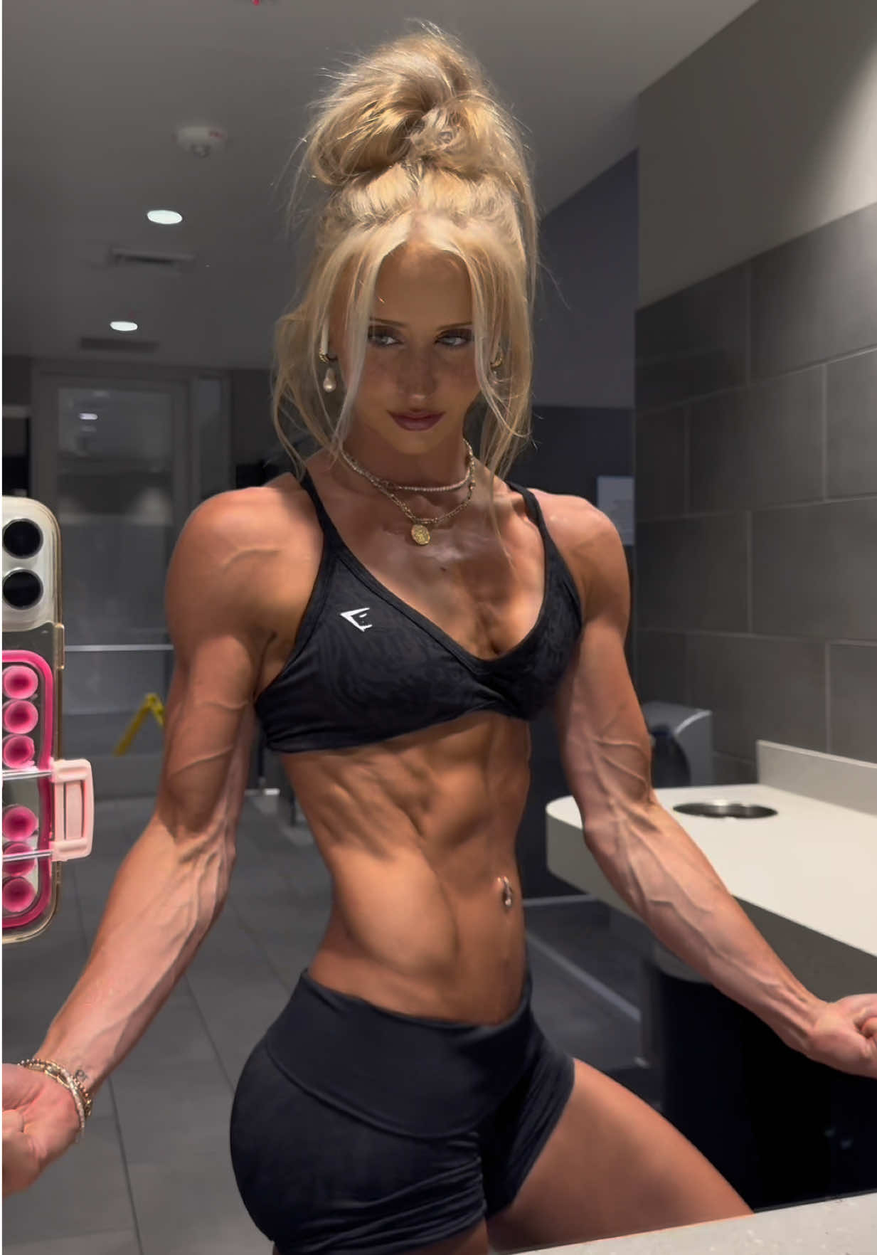 @Sydneyxfreeweights