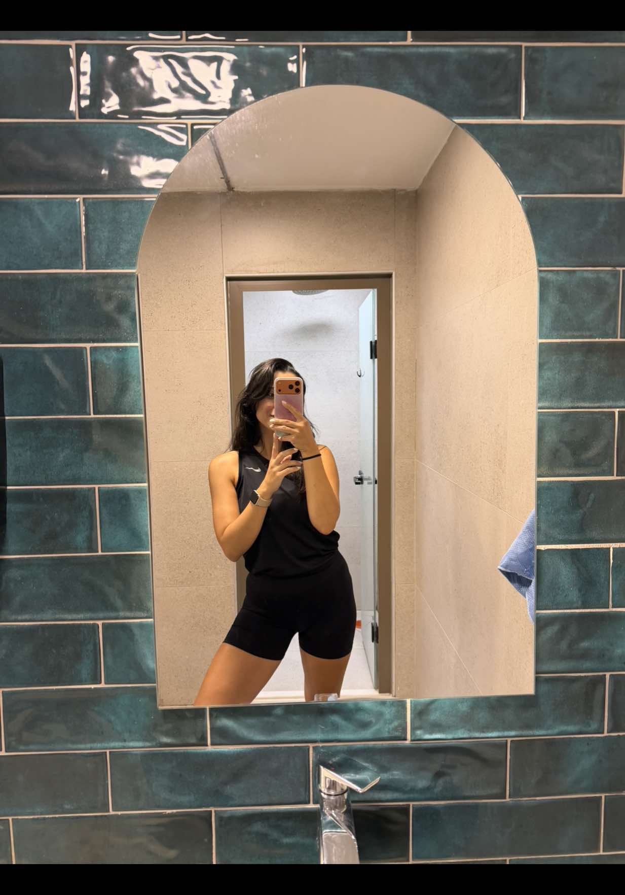 @av.melolog