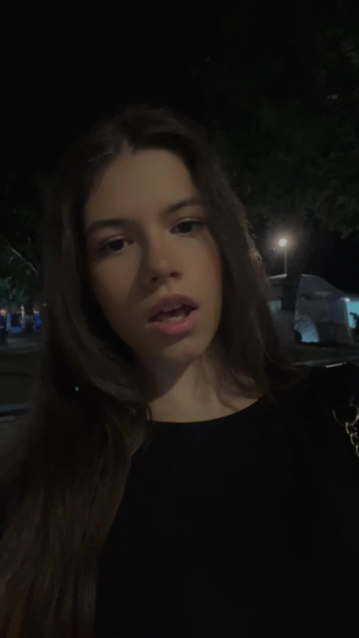 @elena