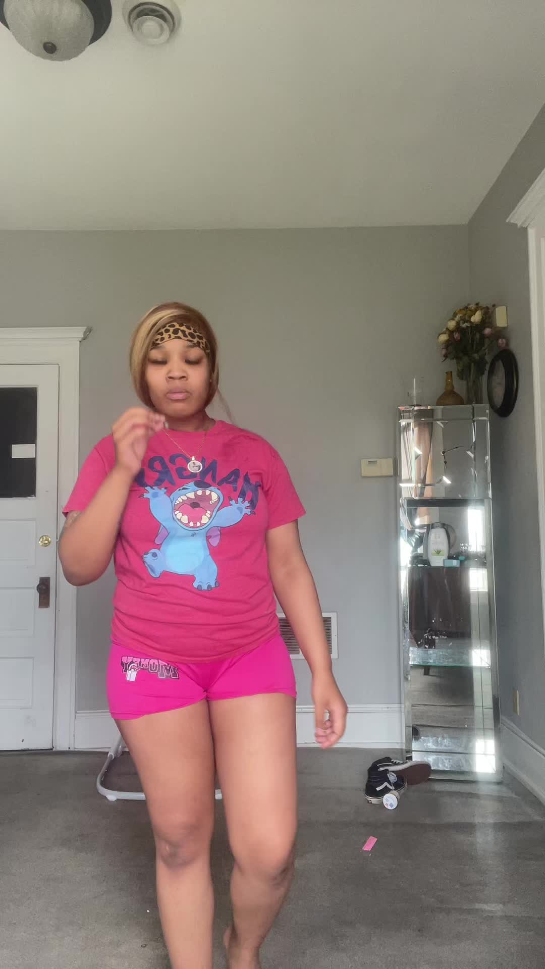 @theyenvymari19