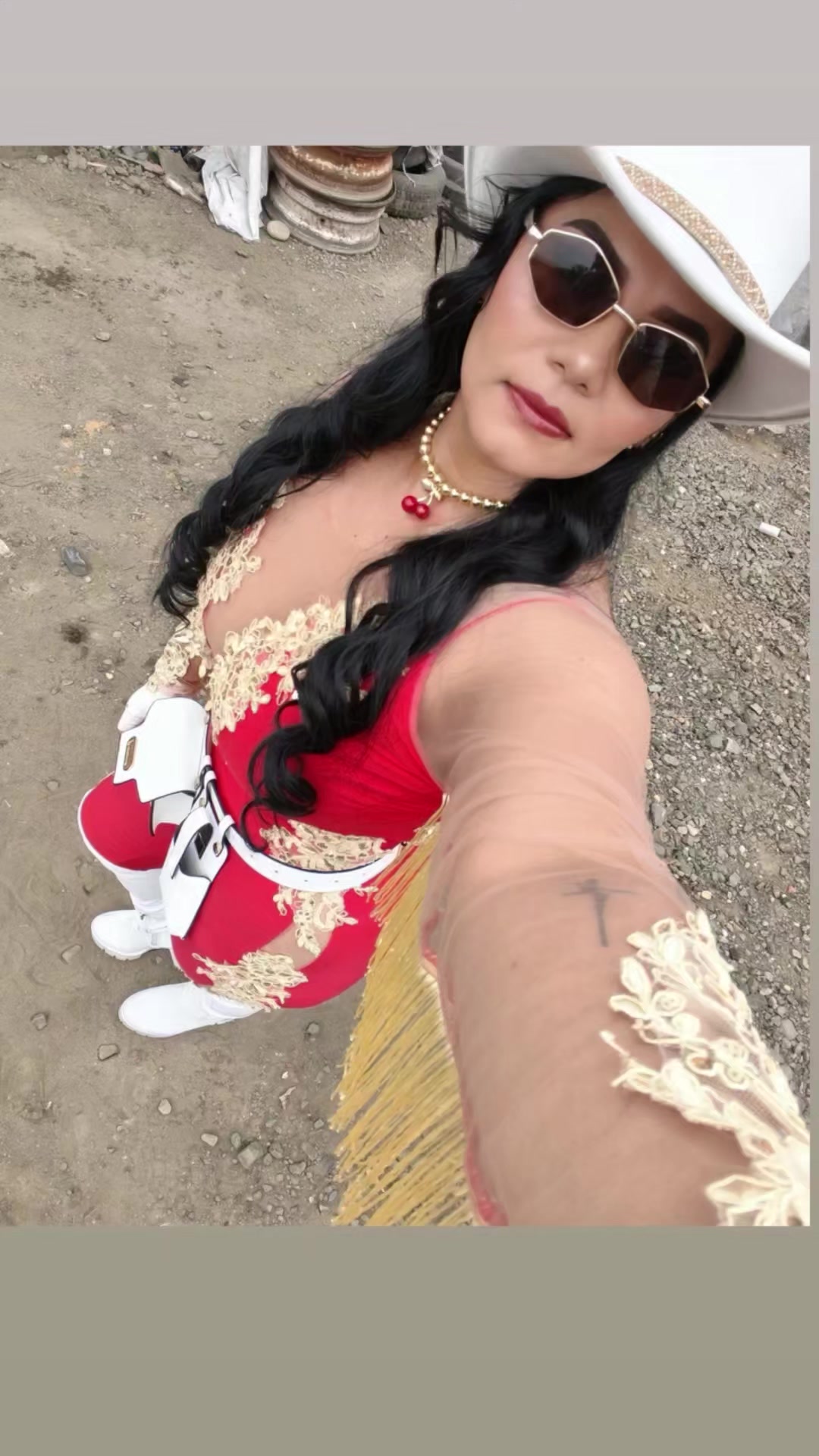 @AZ❤️👄