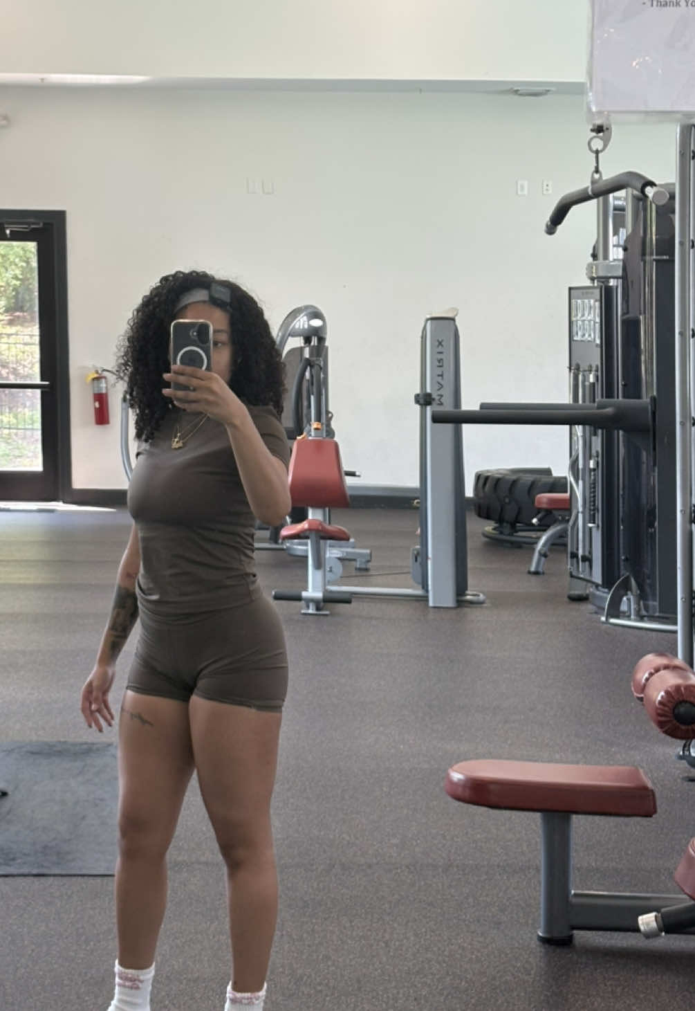 @kaylajade