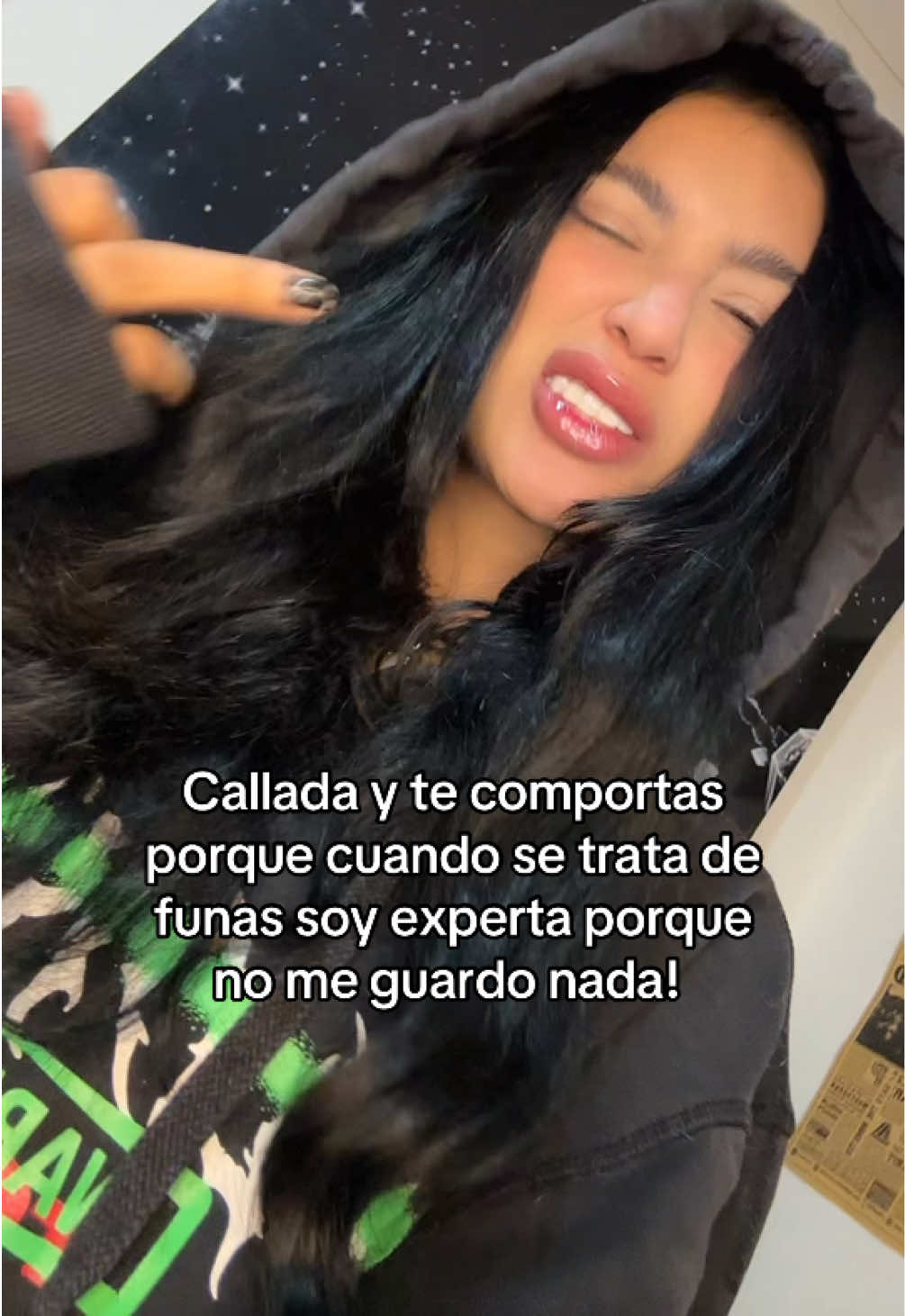 @Laura Londo&ntilde;o 🎧🖤🎵