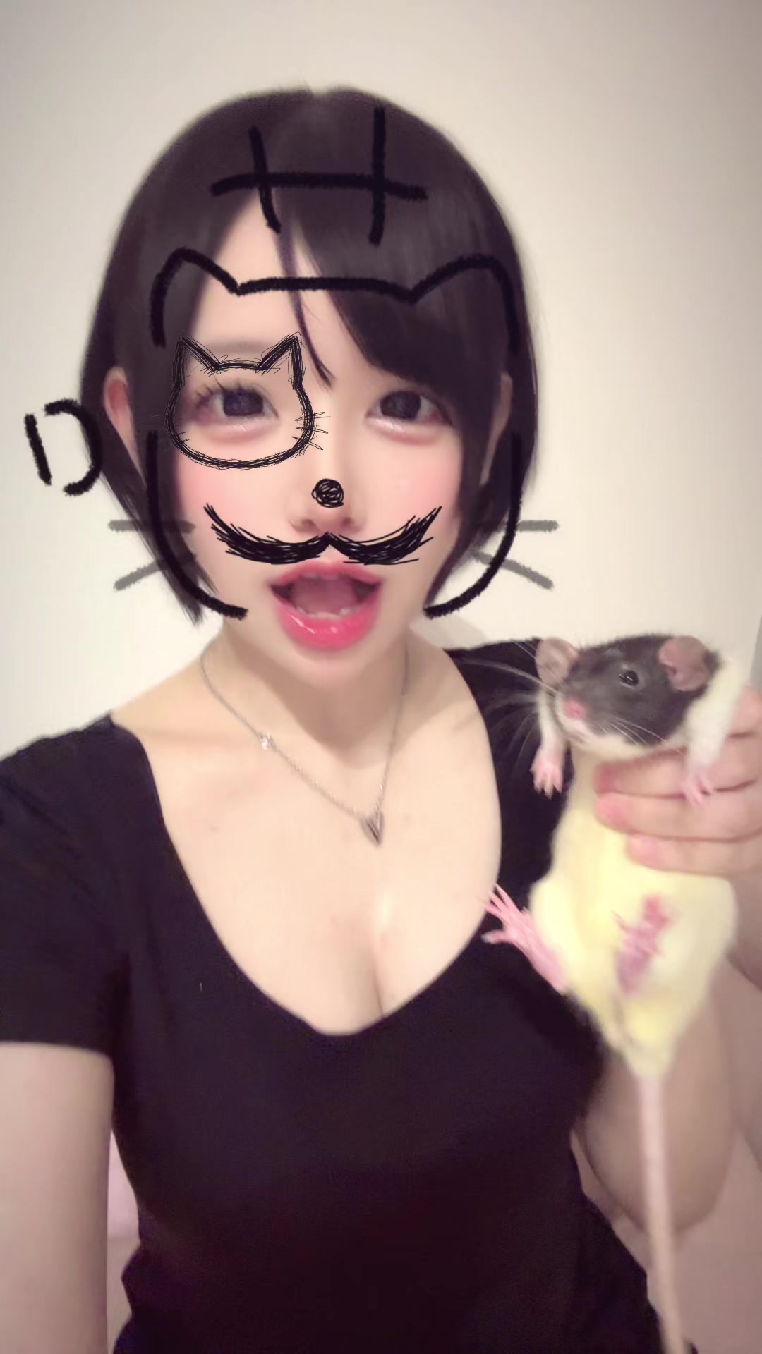 @栗和ねね