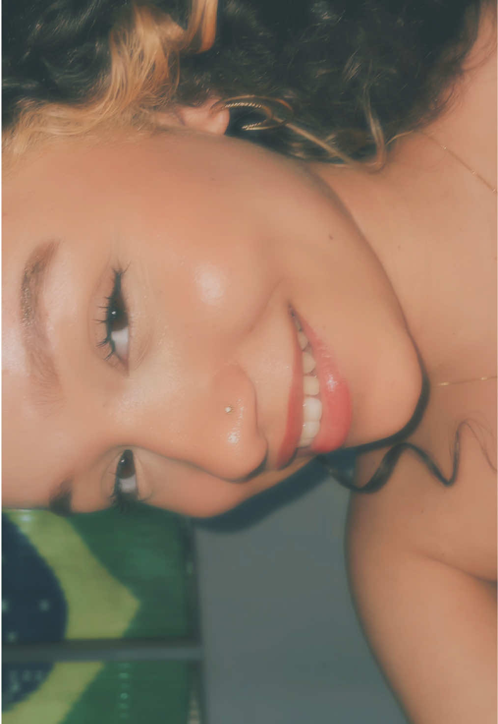 @Laís✨