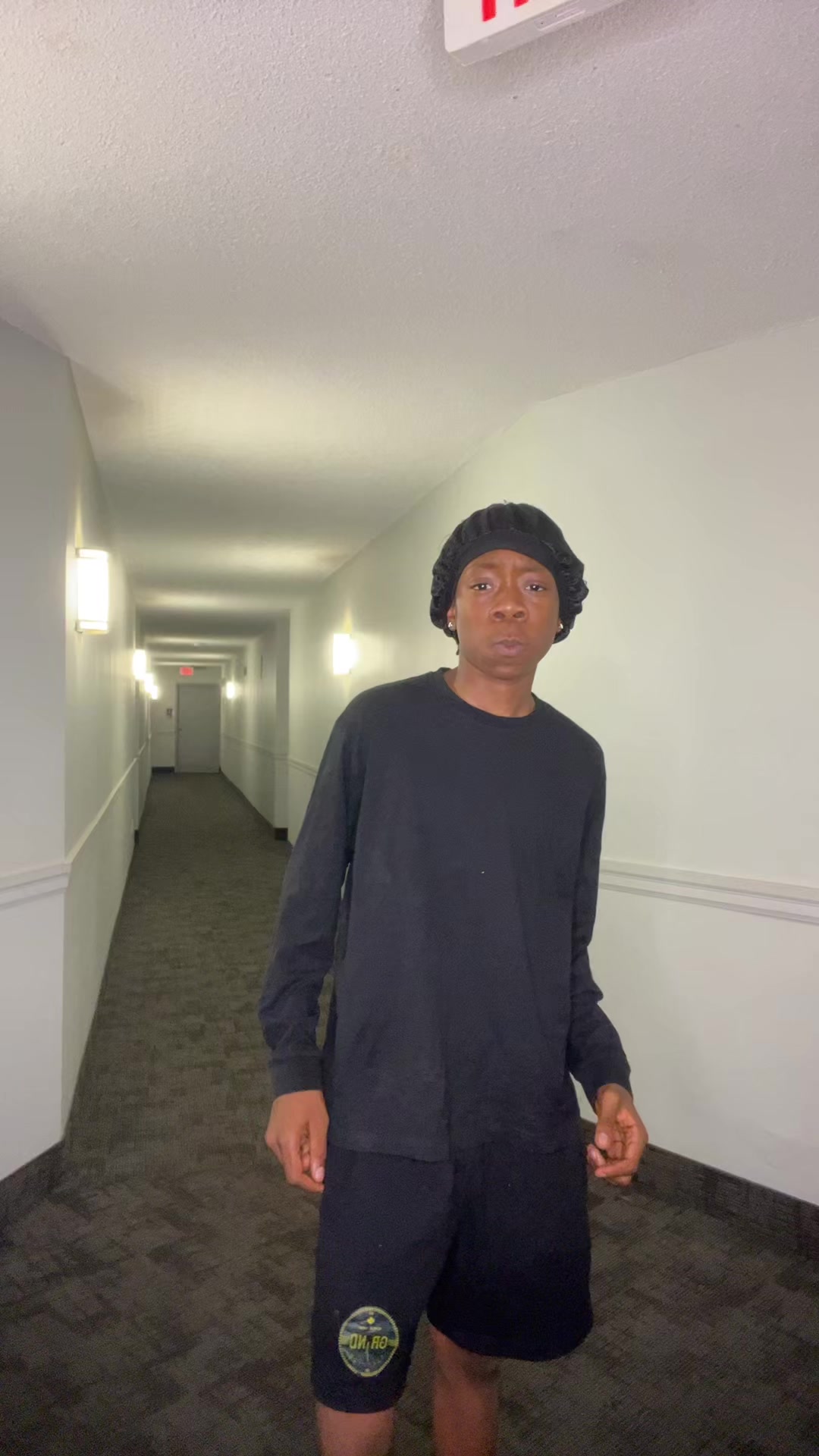 @☮️
