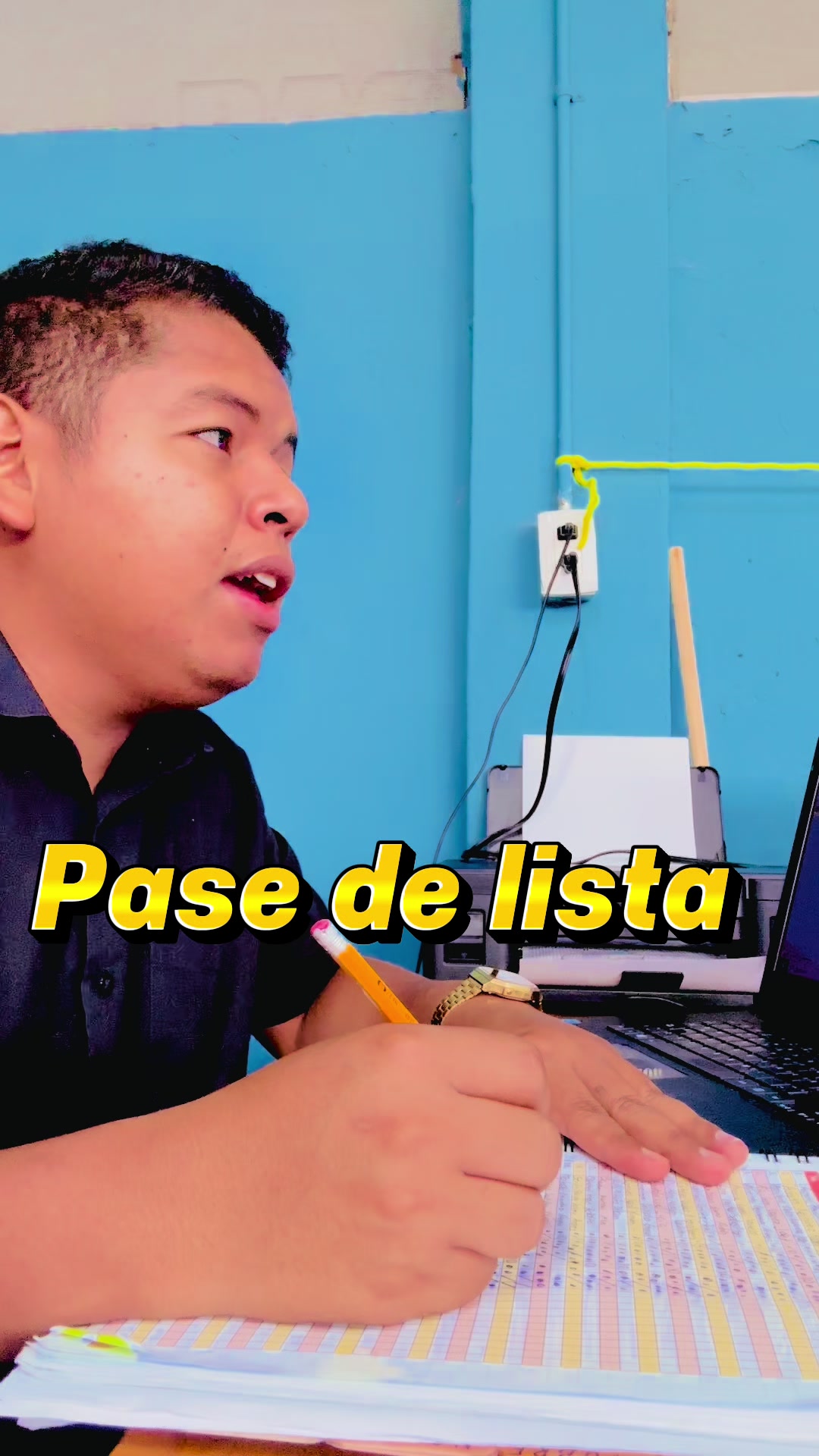 @El Maestro Rom&aacute;n 👨&zwj;🏫