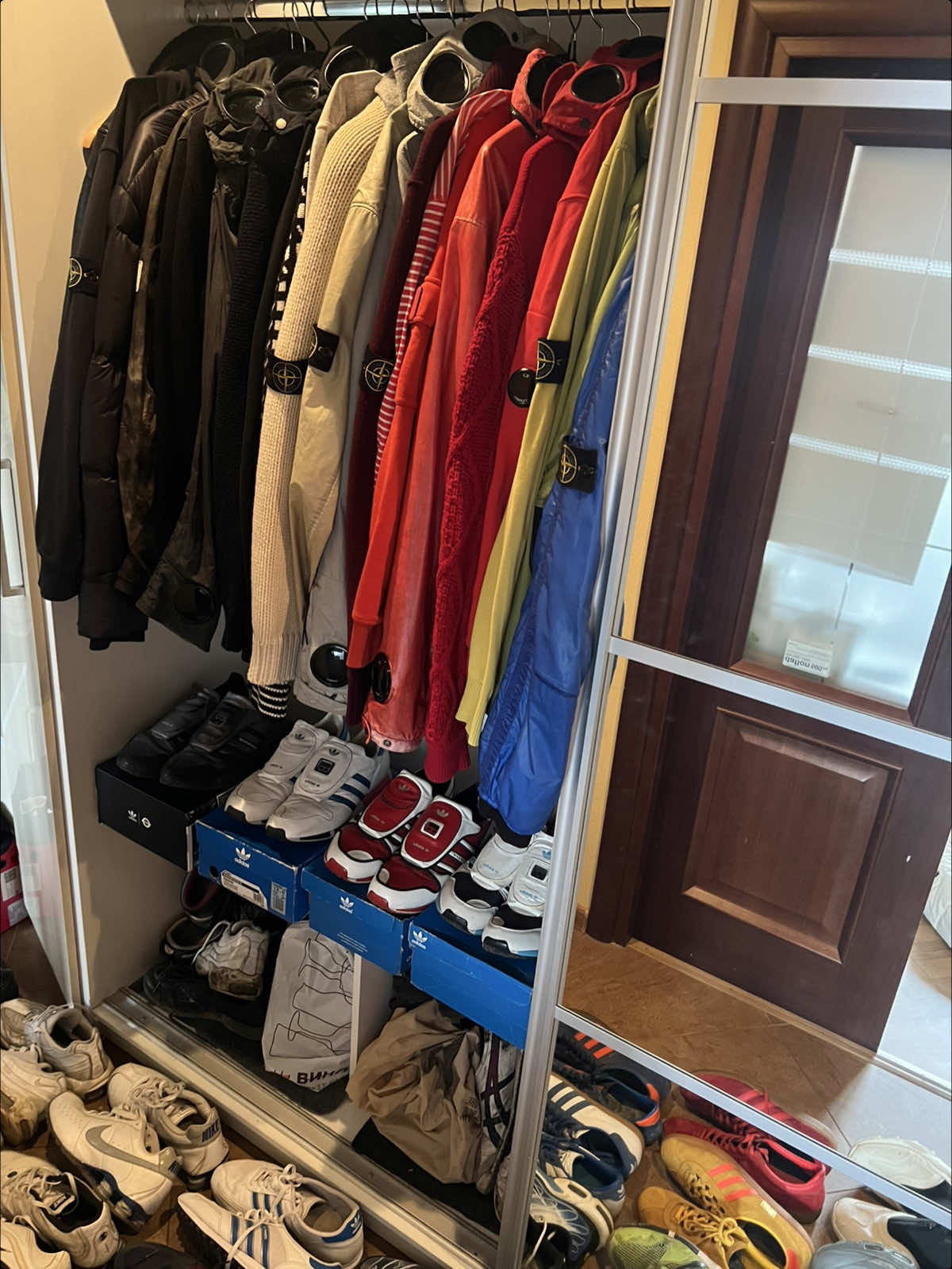 @HOOLSTORE
