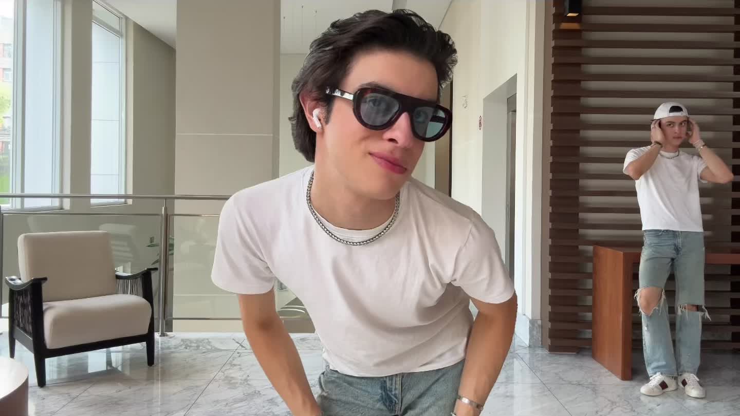 @Gabs 🌟
