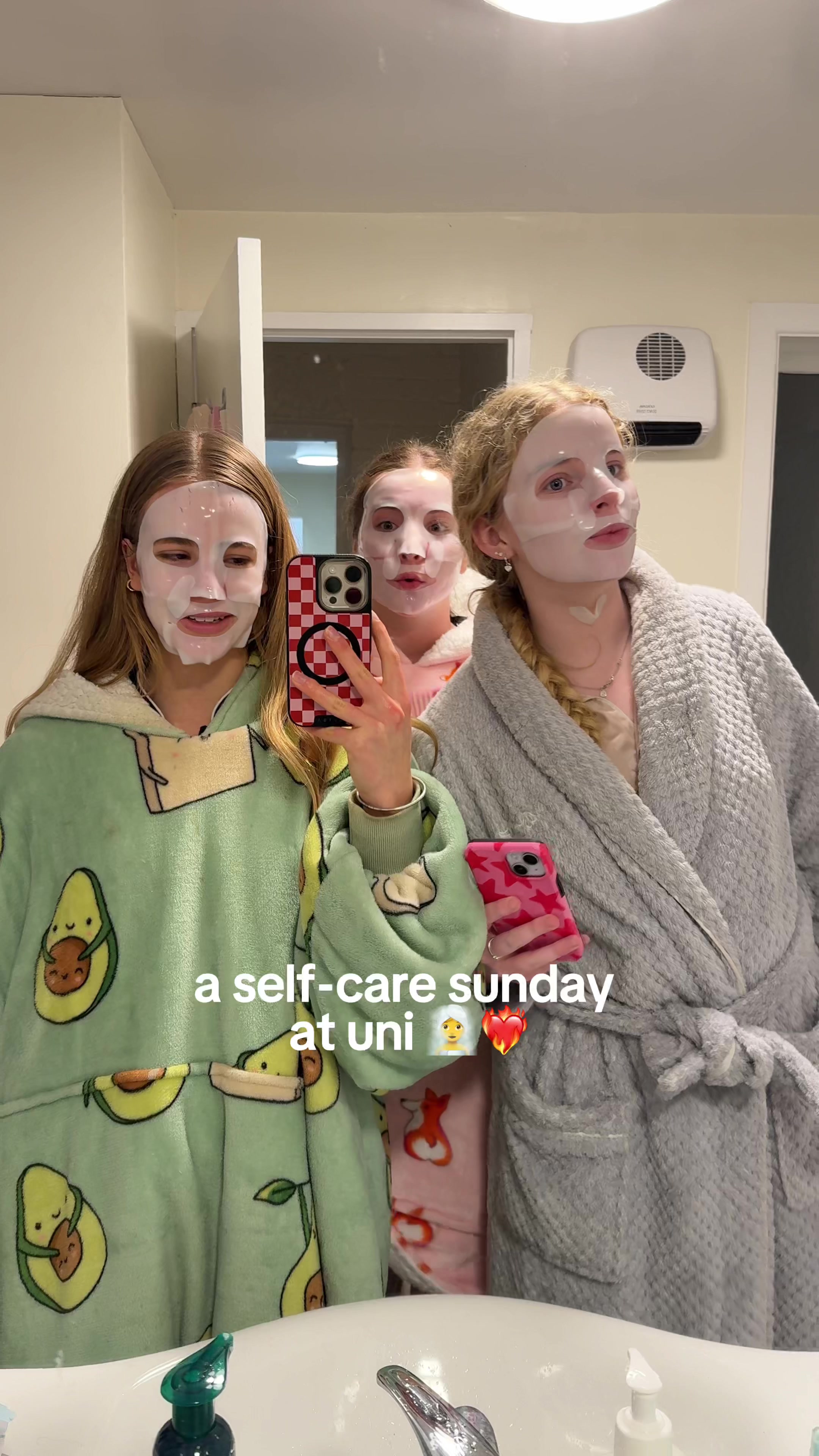 @savannahblewden