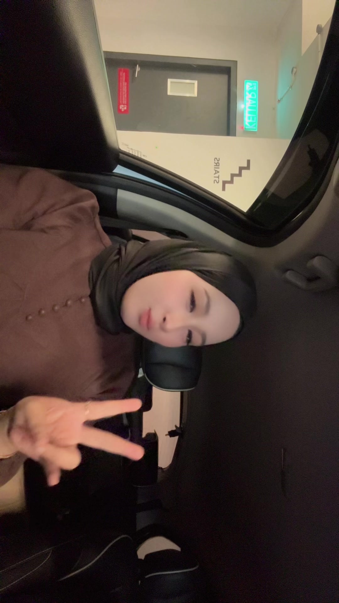 @ynazamri