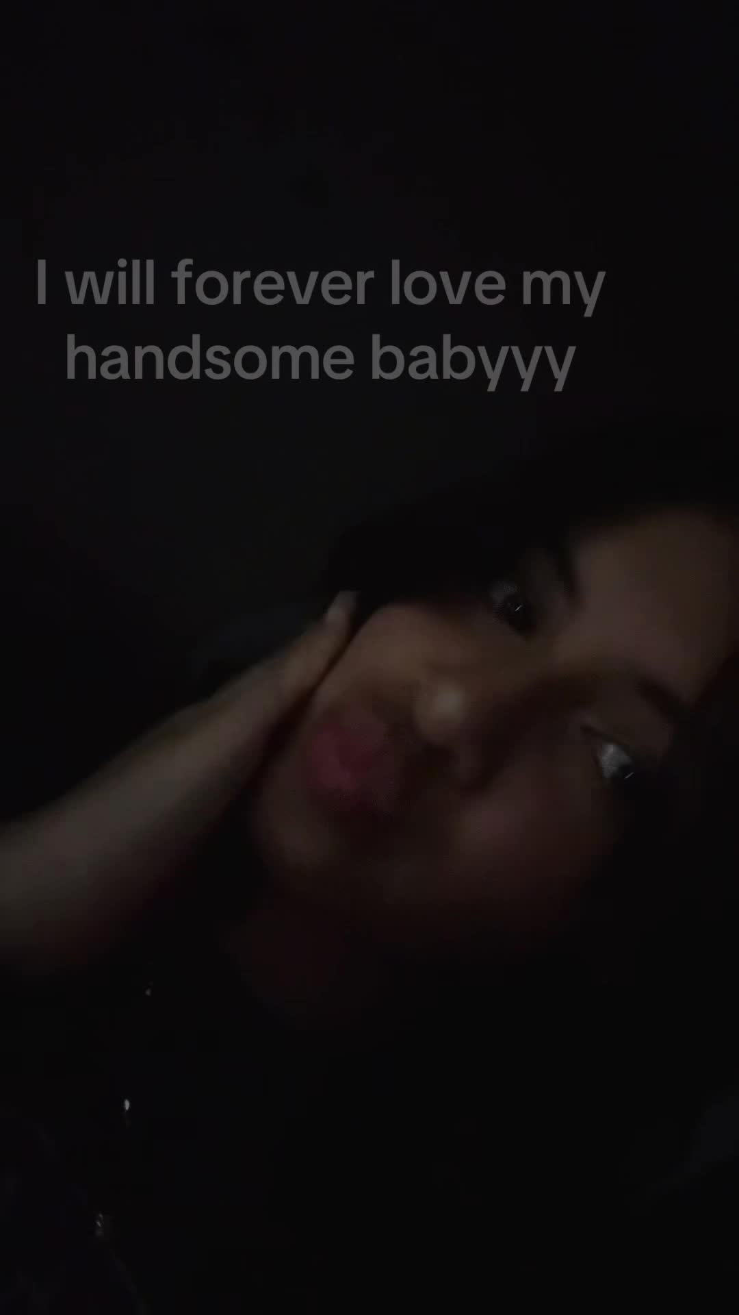 @𝓔𝓶𝓮𝓵𝔂 🖤