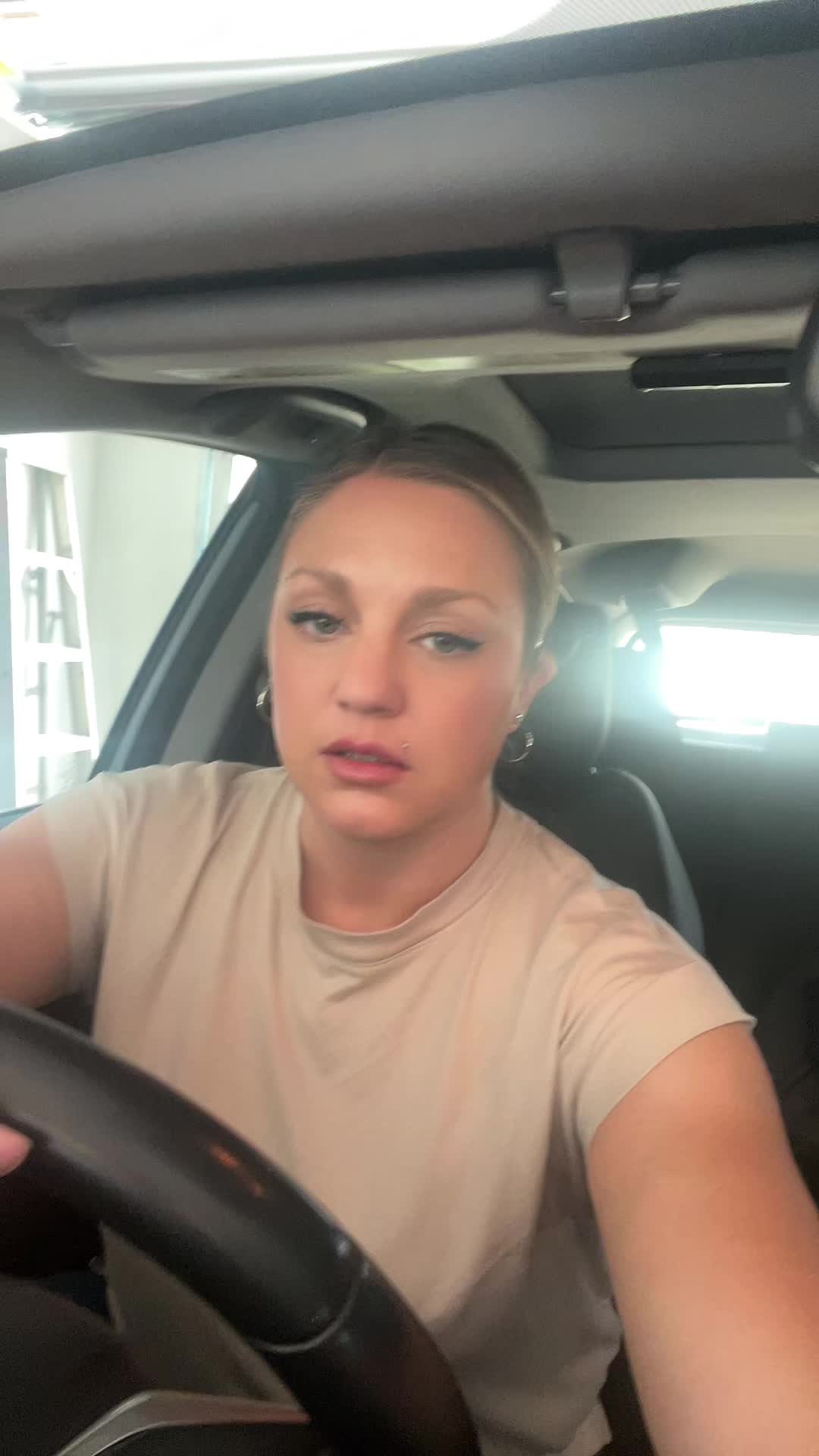@Lizzardi