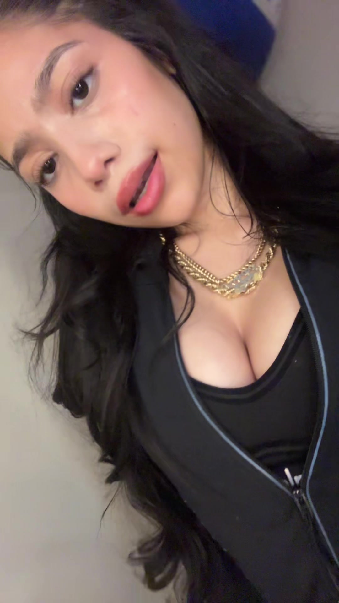 @Plsscrollifykme