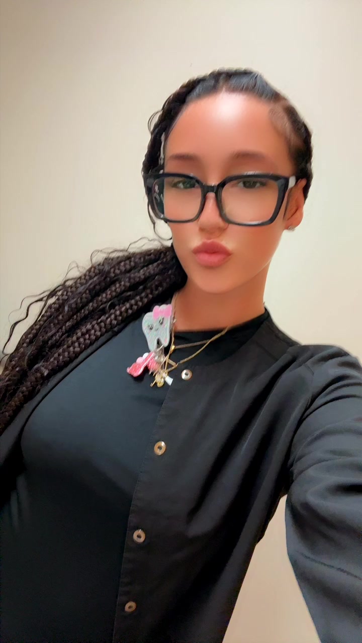 @lilmisssheena