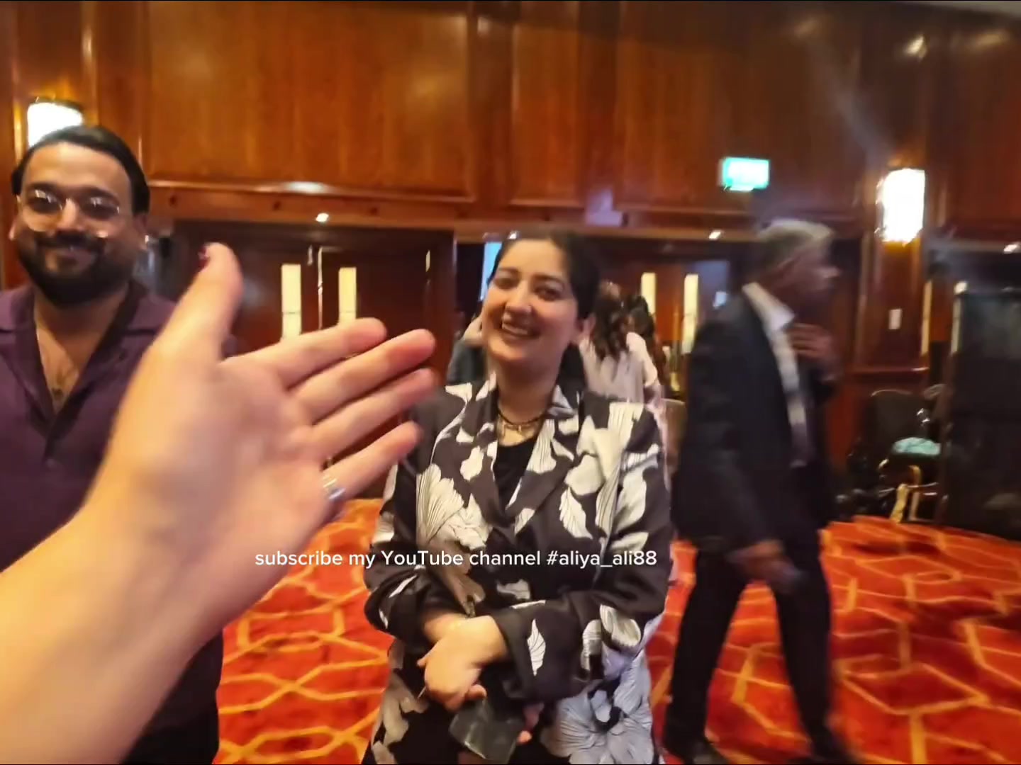 @iqra Aziz vlogs