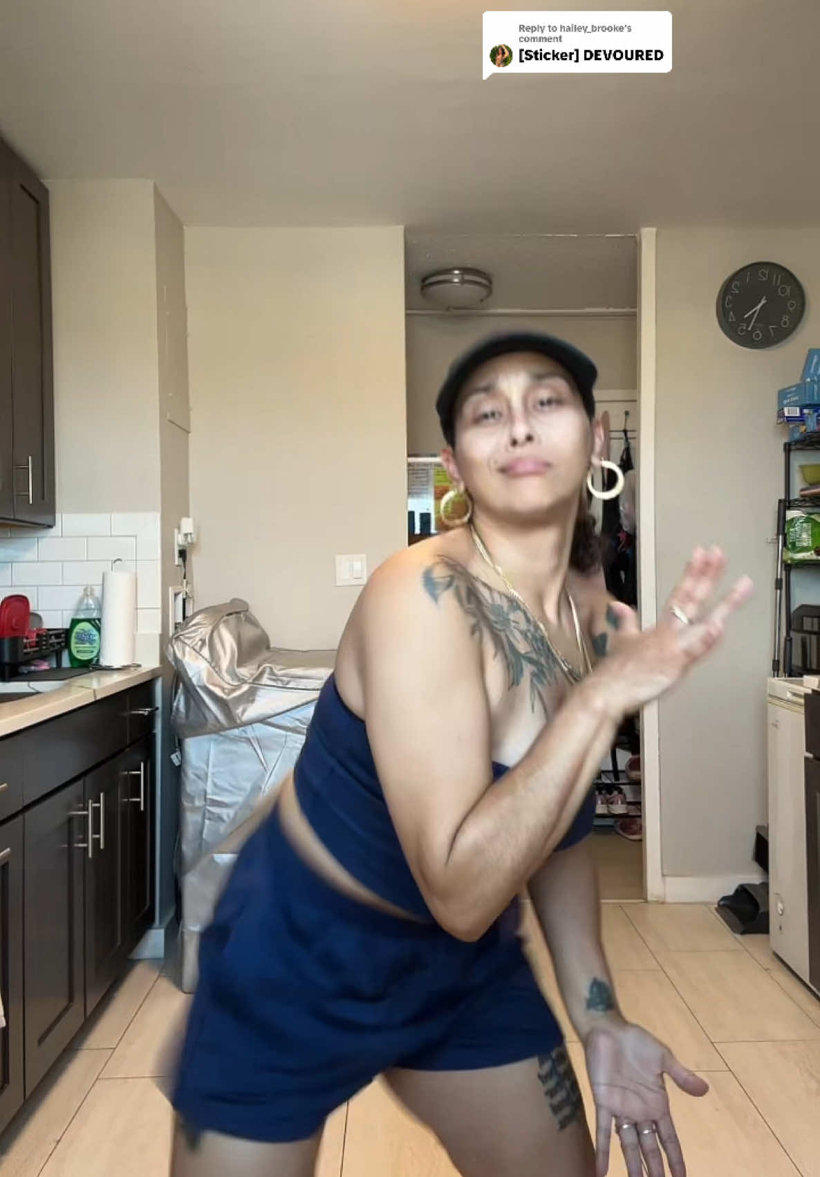 @momof4
