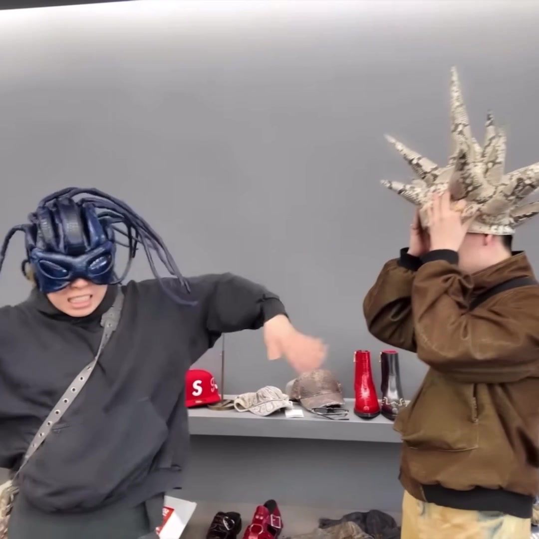@れ