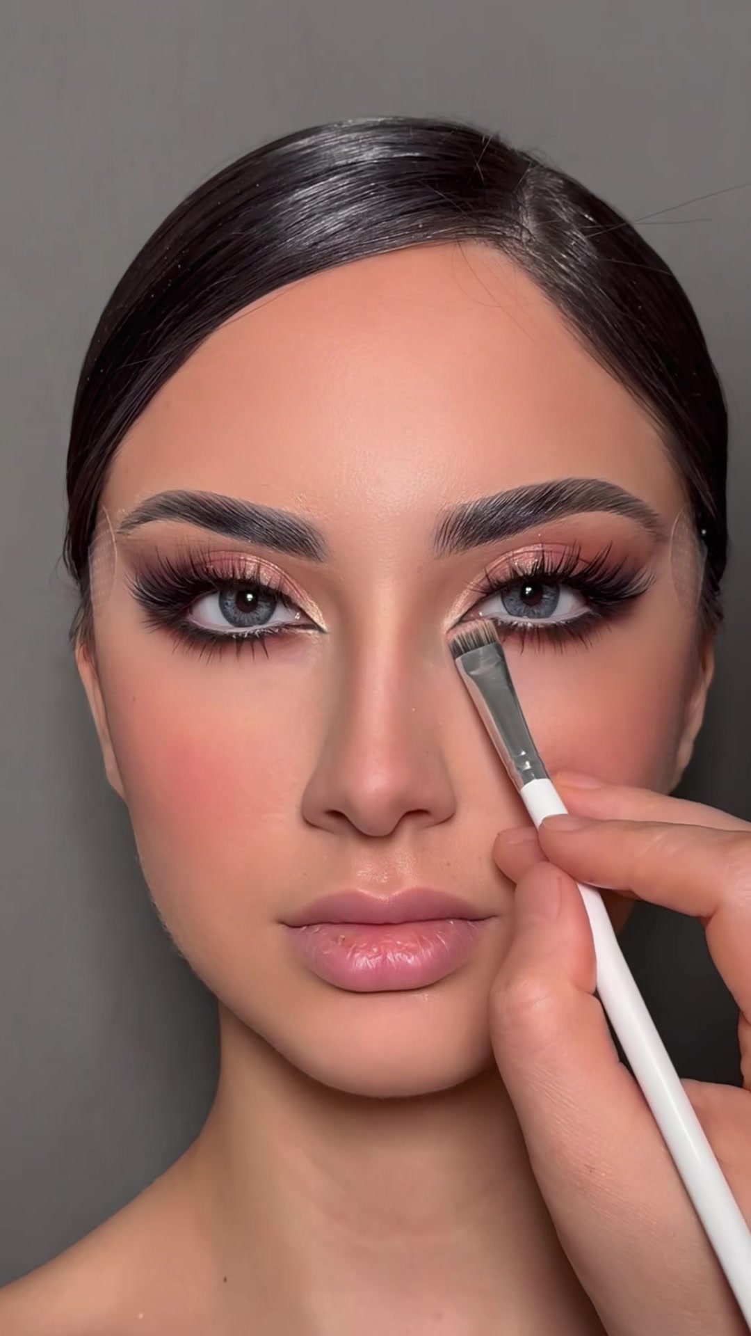 @NeslisMakeup_