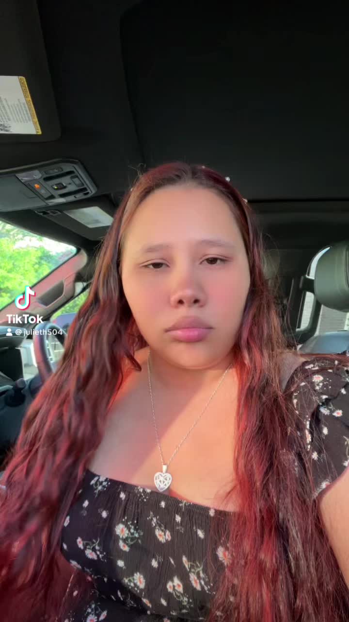 @Nahomy🦋