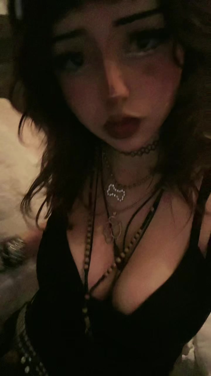 @n a n a ♱