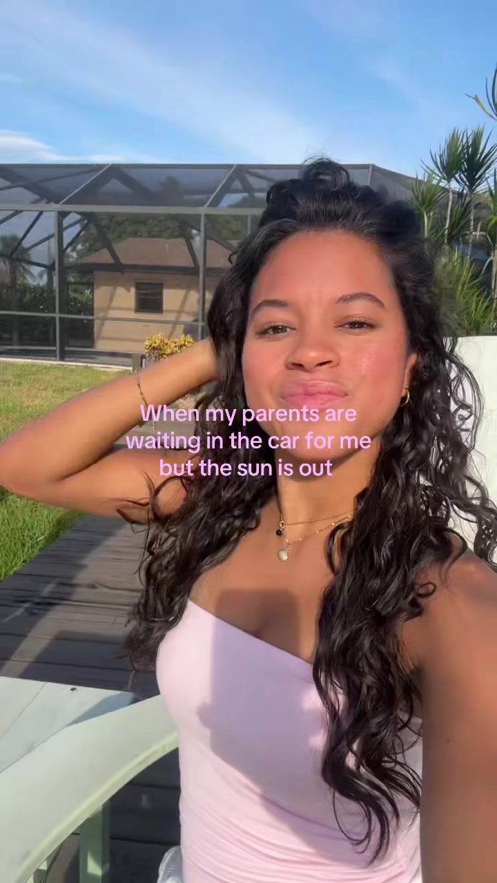 @Mae