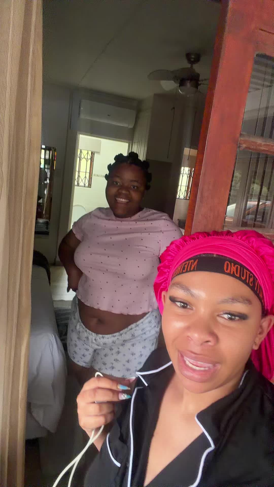@NqOerhMbOnambi😇💞