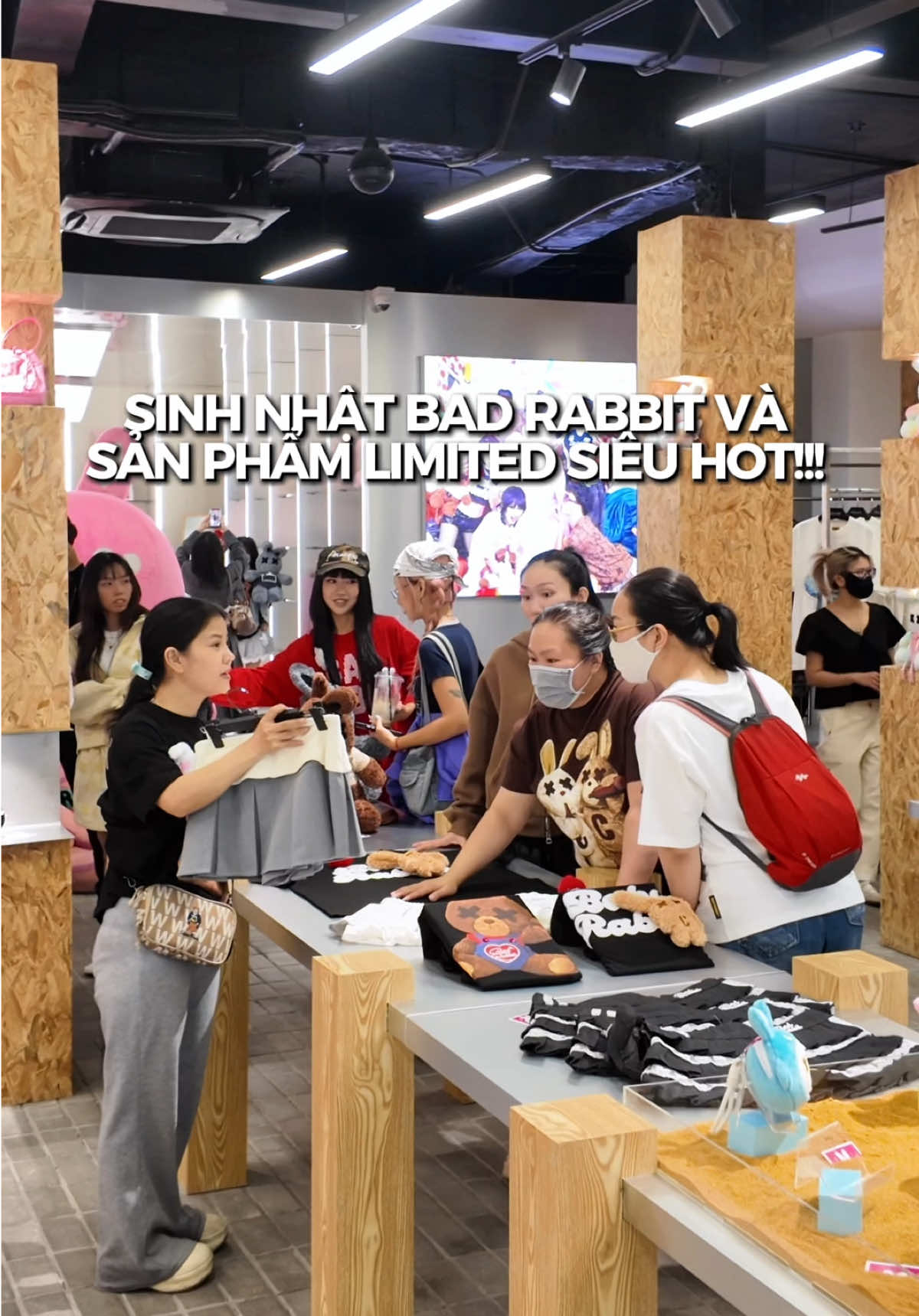 @&Ocirc;ng Bạn Đầu Đỏ