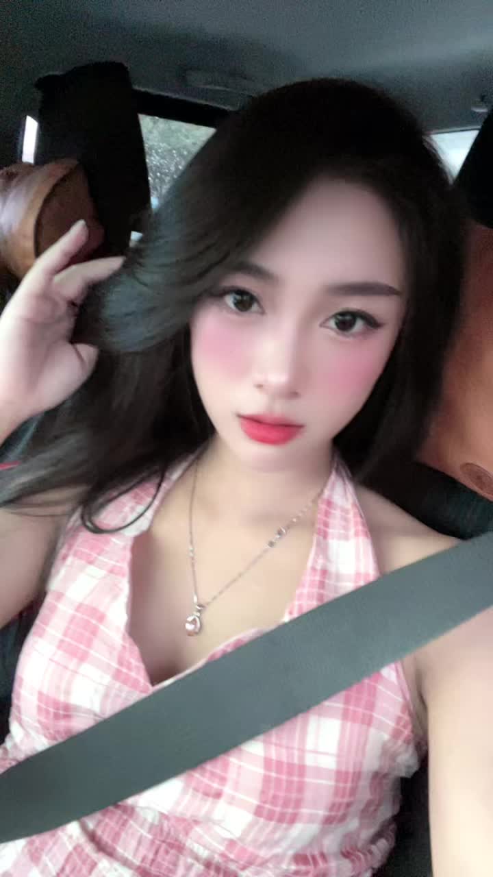 @Phượng thích ngắm mây