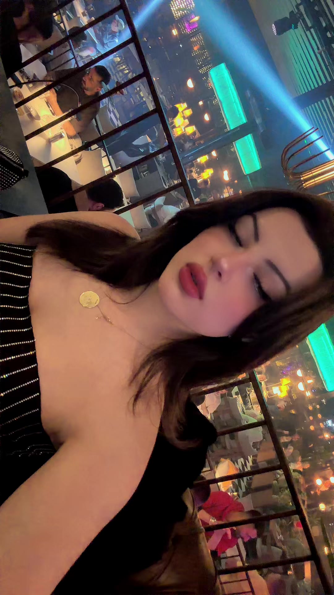 @Esindrella👑