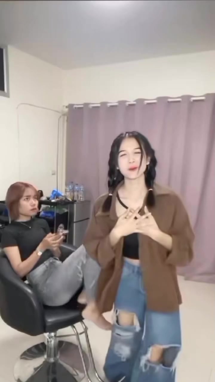 @Thu Zar(fan girl)🍒🤭