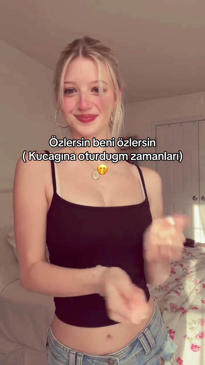 @𝐄𝐜𝐞 🌙