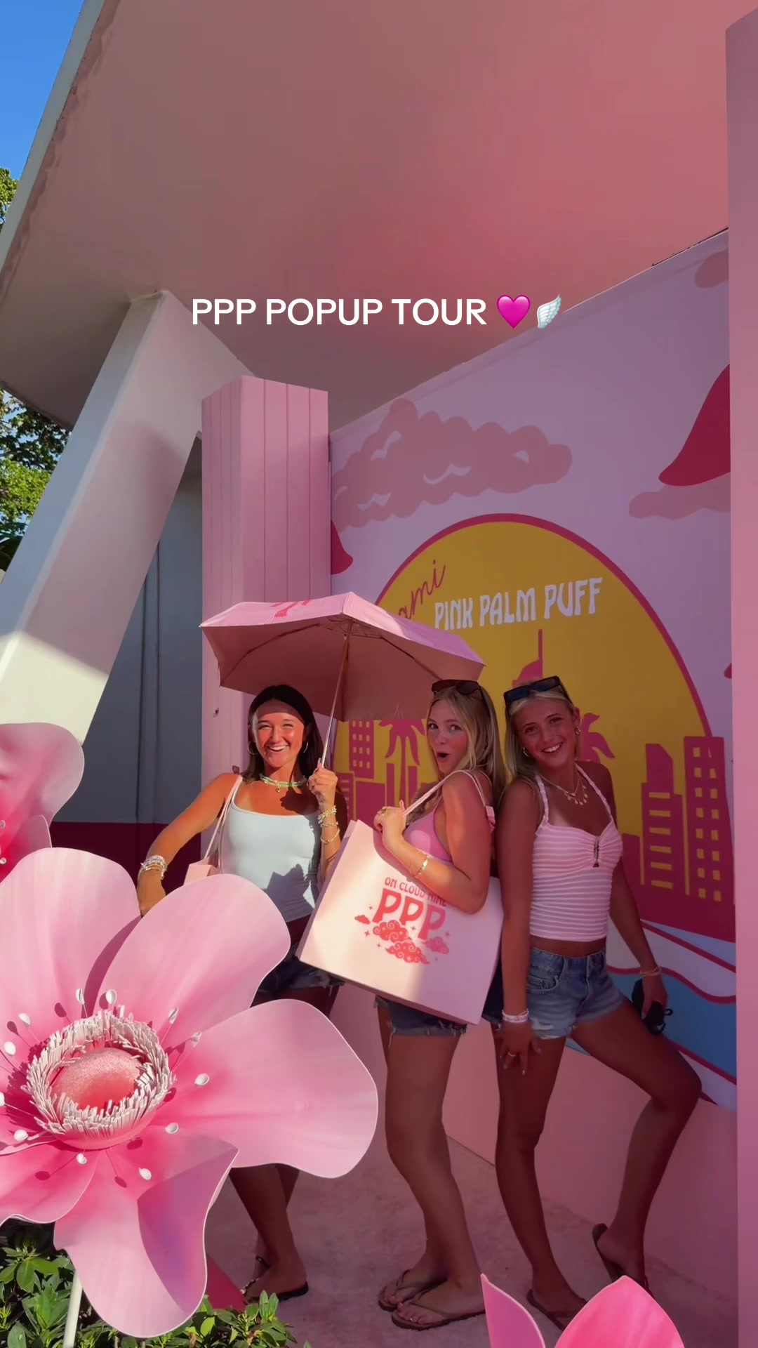 @PINK PALM PUFF