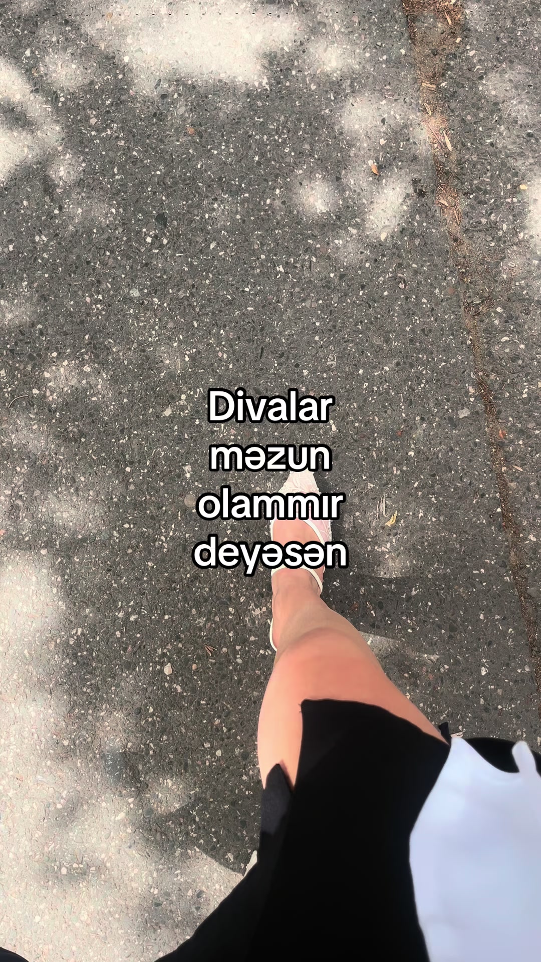 @🫐