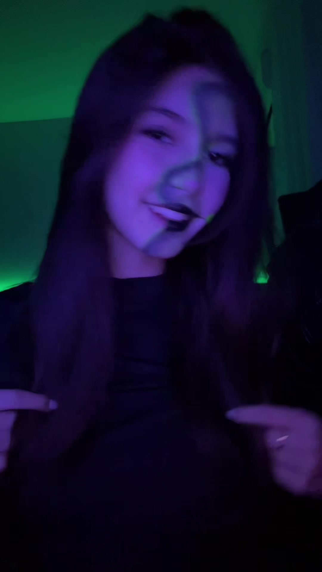 @gabisahks