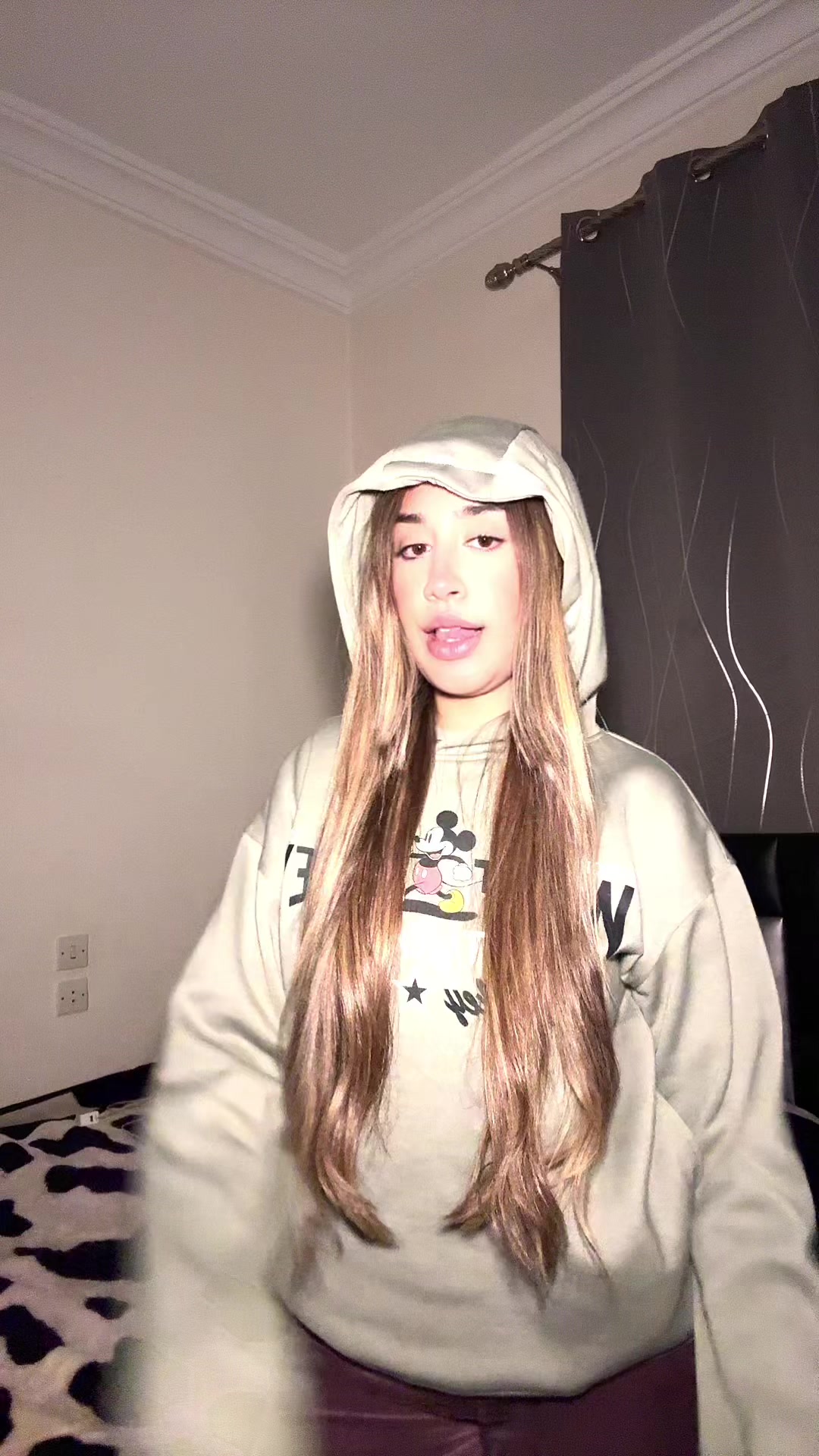 @𝐑𝐈𝐇𝐀𝐁𝐄 🦢