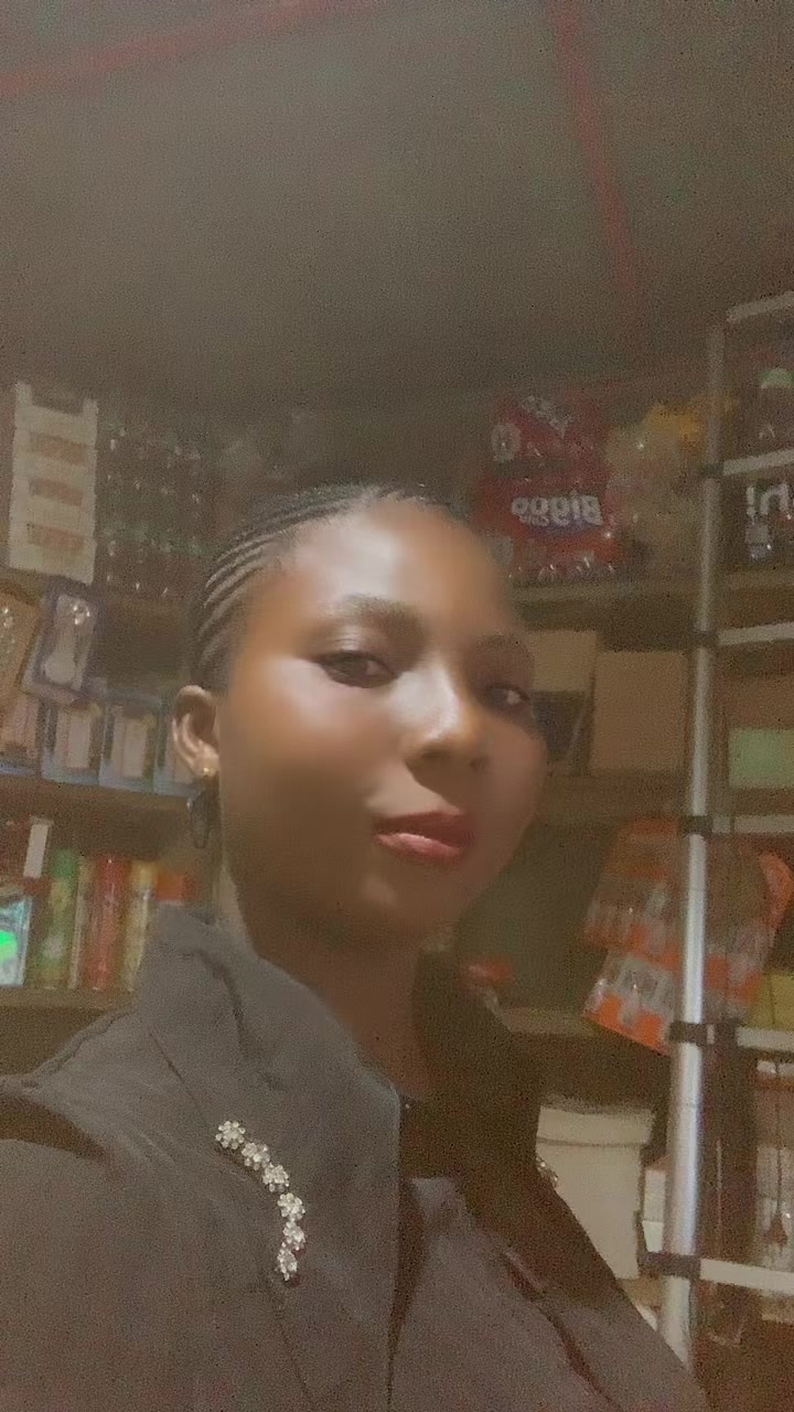 @Lovia
