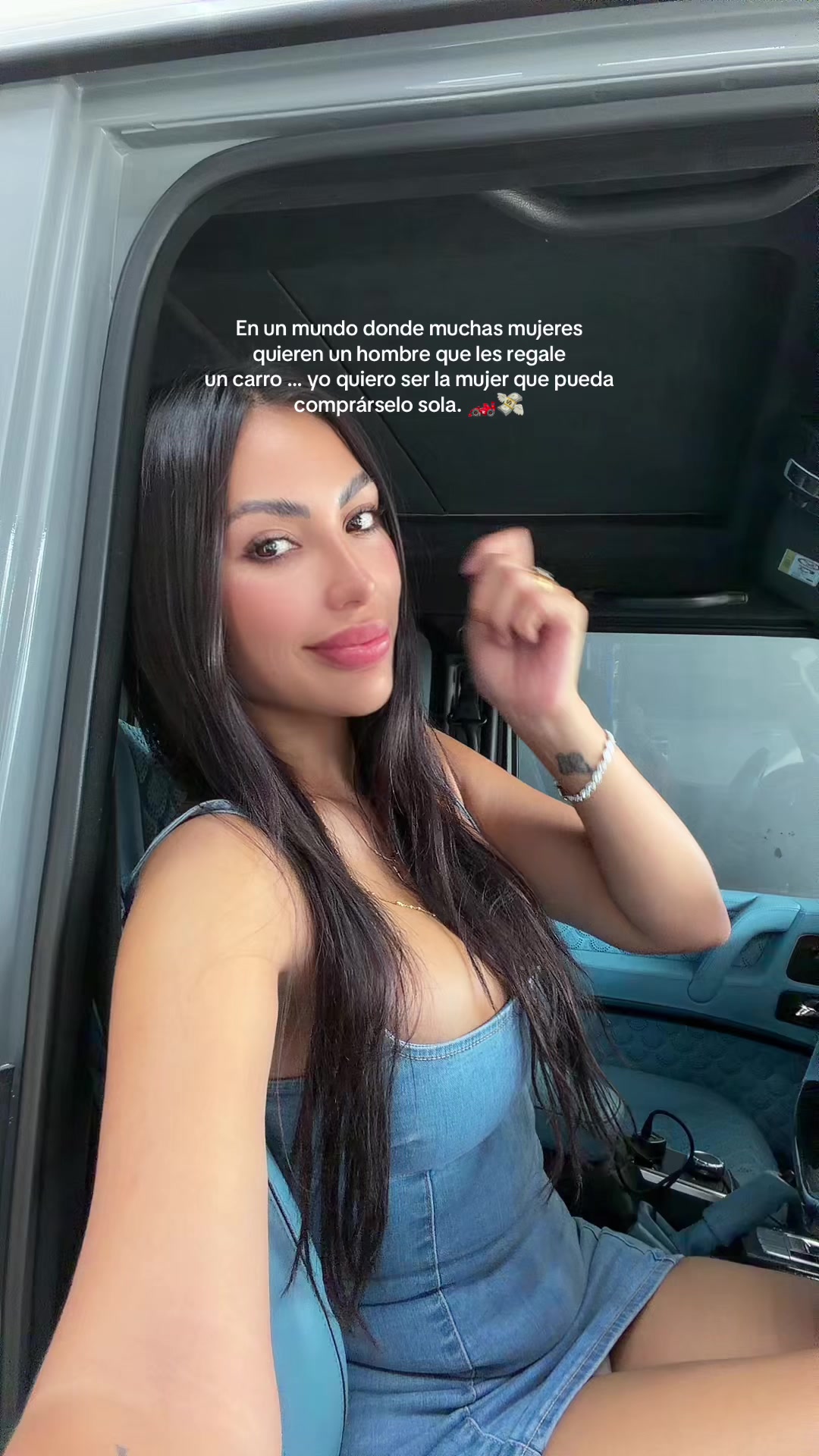 @leslyreynas