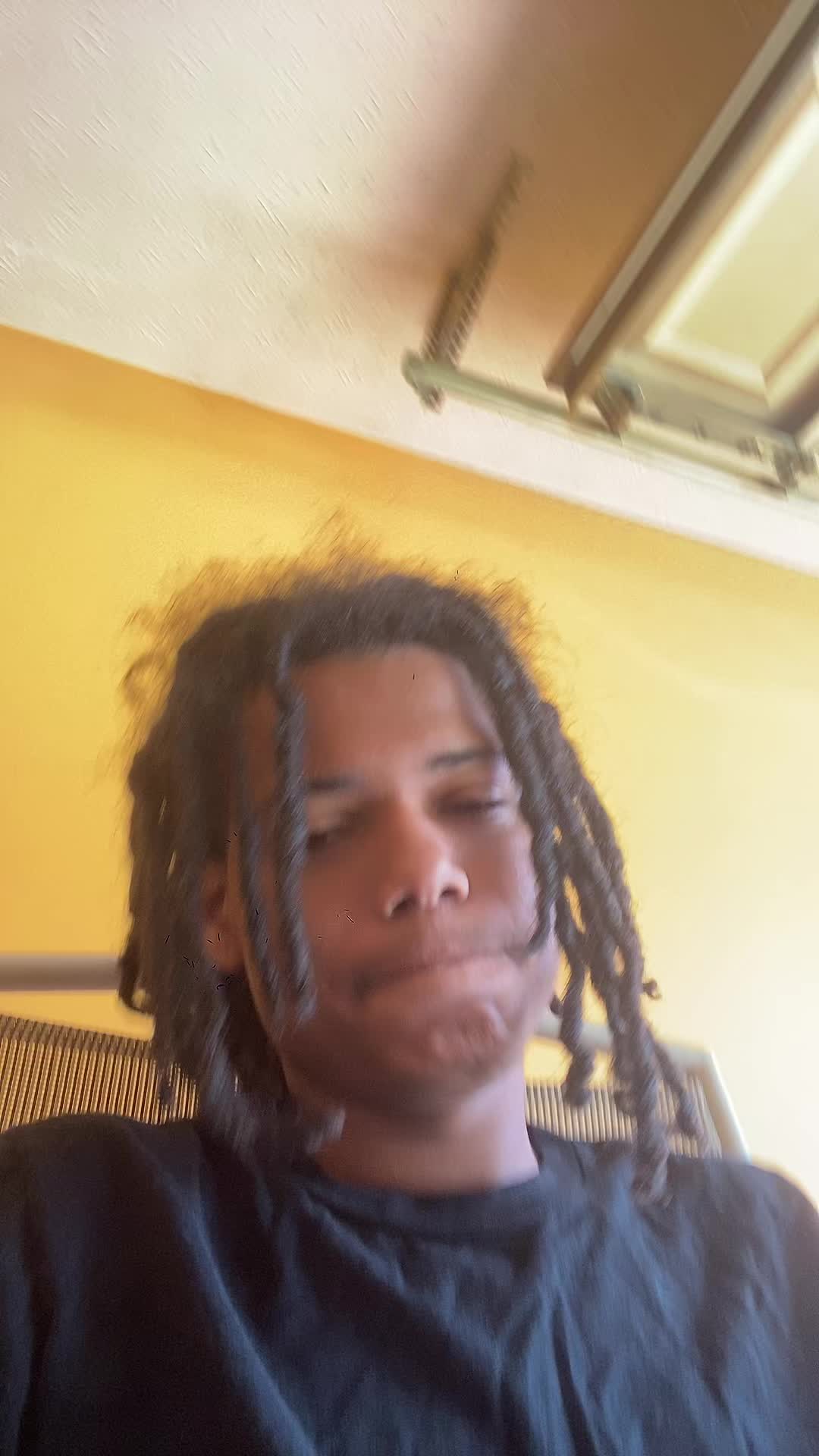@elimilllie