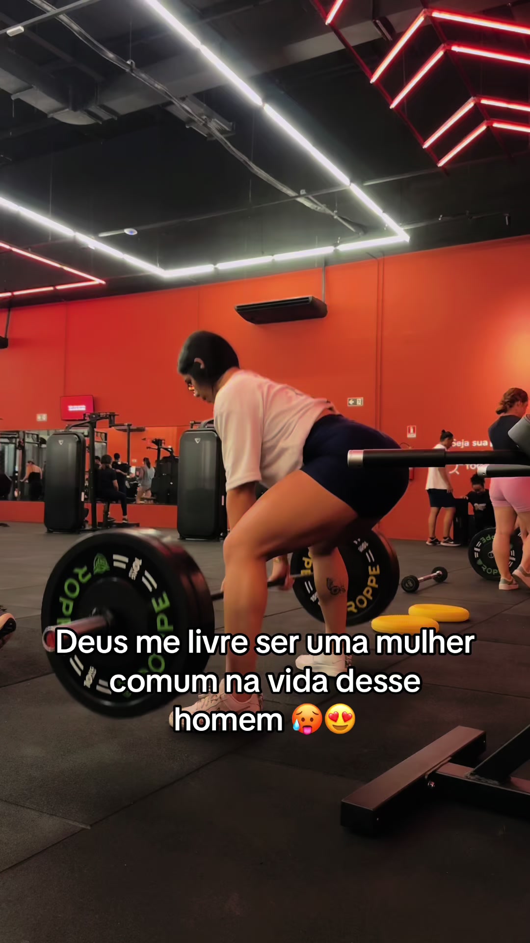 @Larissa Hyrlana