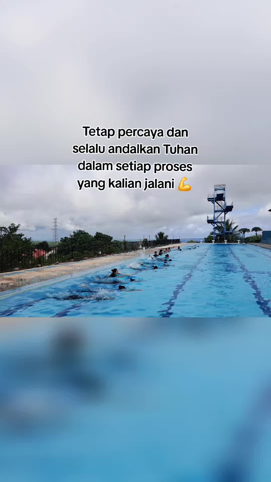@Ria swimming NTT