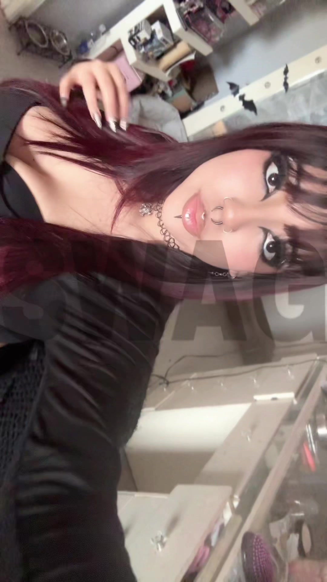 @🧛🏻♀️