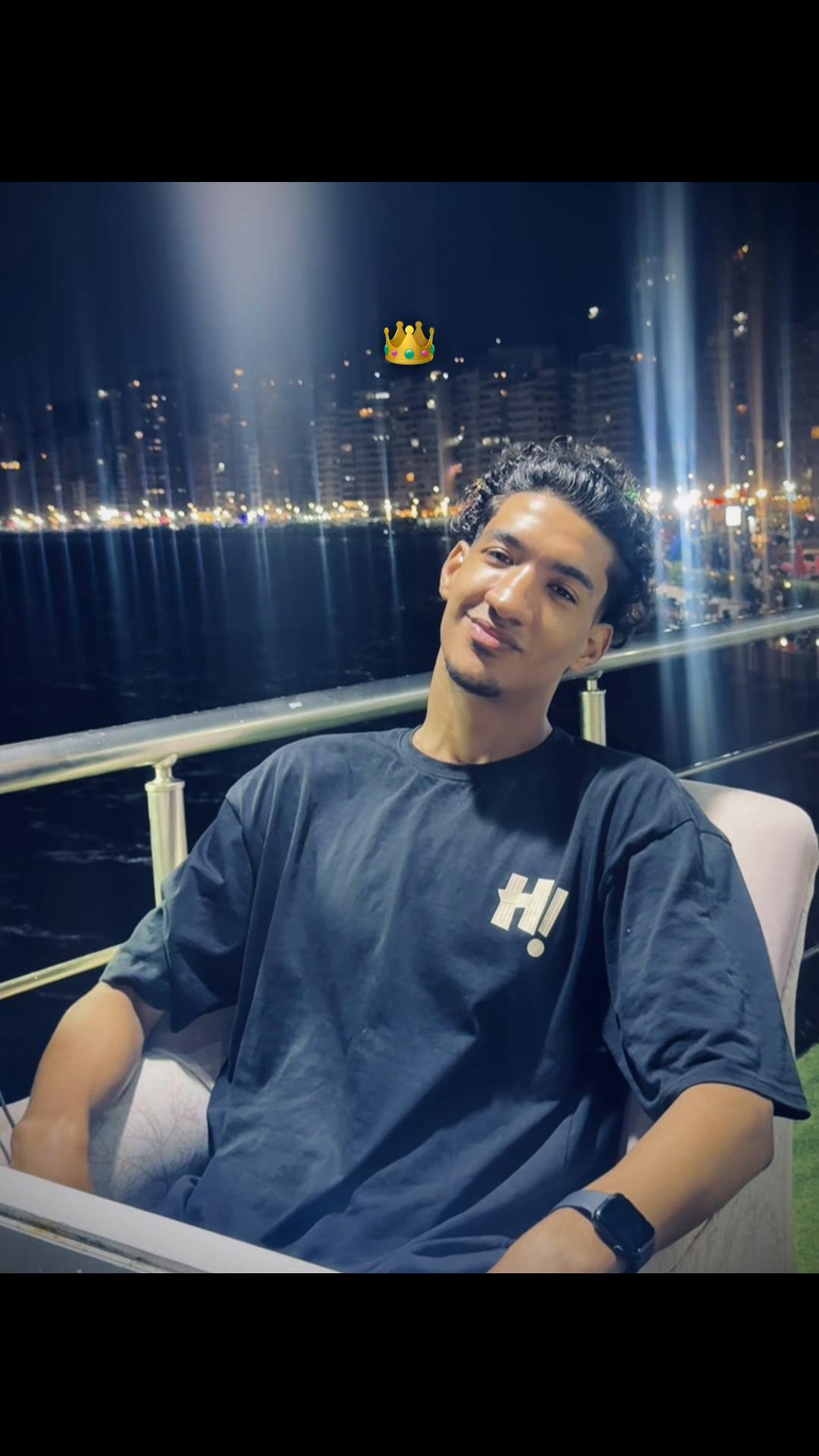 @مـارٍۈ🐺🥊