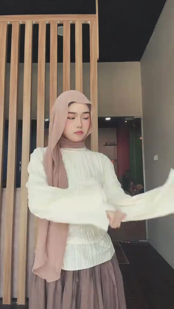 @Sham0z04