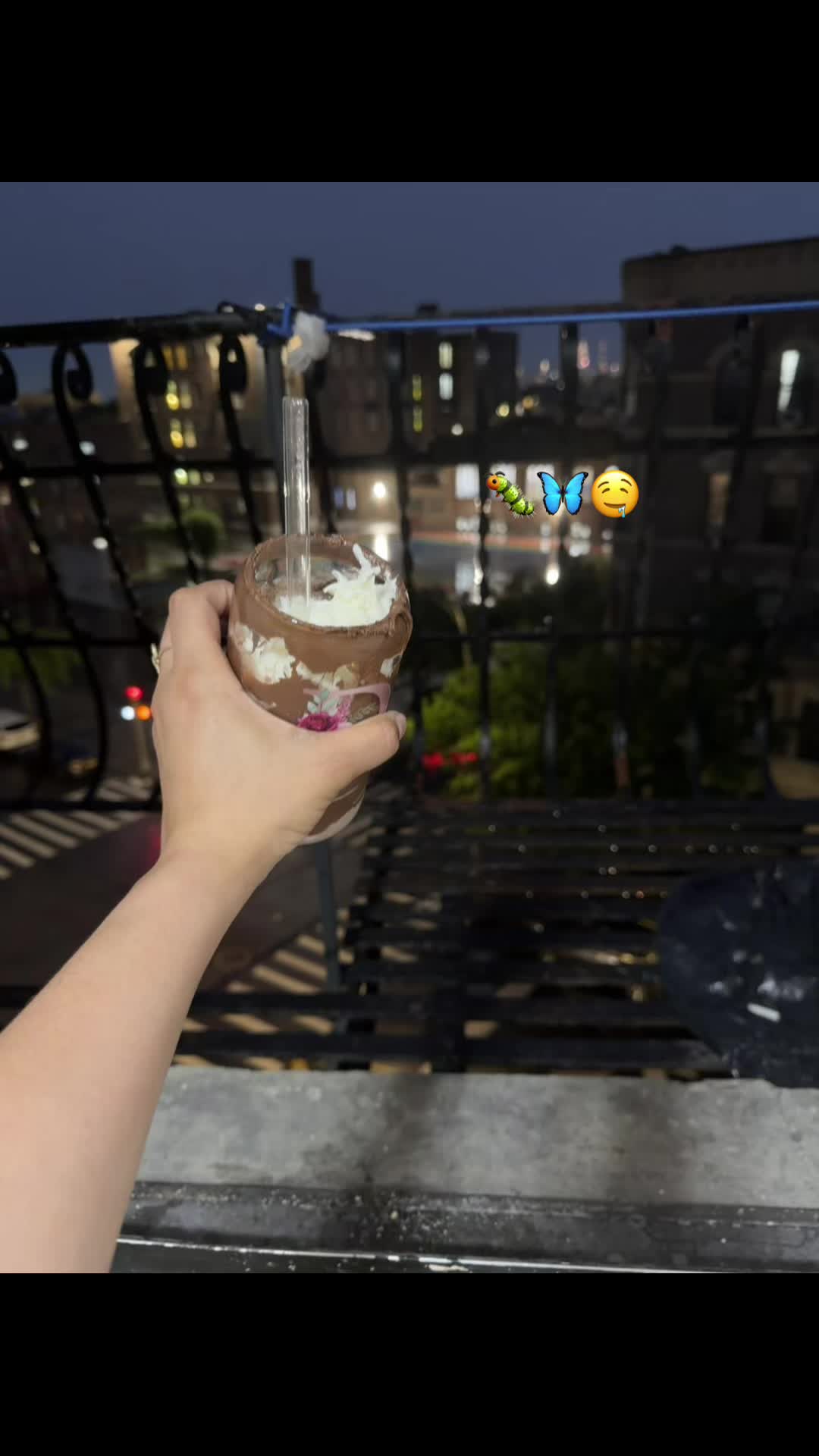 @🐛🦋❤️&zwj;🩹🤞🏼👑💋💄